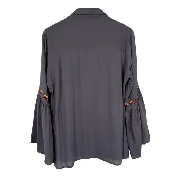 Scully Gray Blouse with Elegant Embroidery - Picture 9 of 9